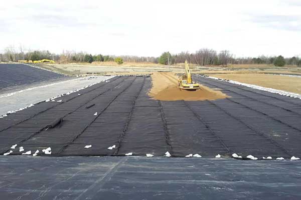 Applications of Geomembranes