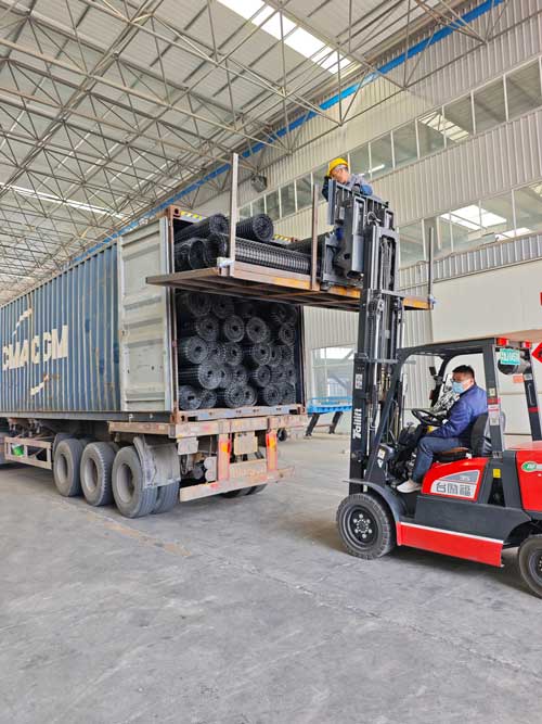Biaxial Plastic Geogrid Packaging and Shipping