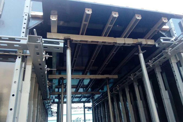 Common Uses of Steel Props in Construction